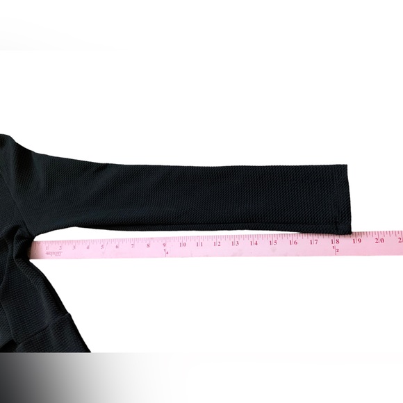 Romeo + Juliet Couture Black Textured Shift Dress Tie Belt Long Sleeve Medium - Picture 10 of 11